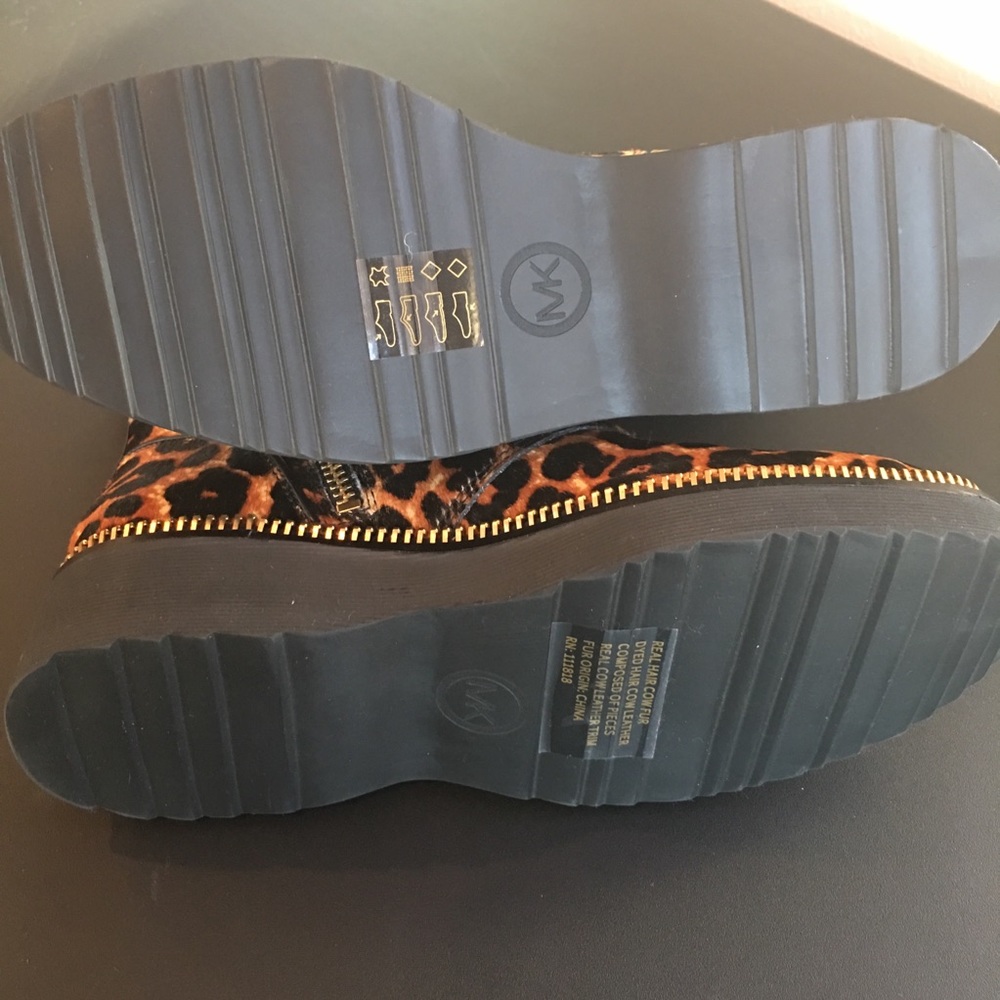 Michael Kors Combat Boot Leopard Print Calf Hair - Picture 8 of 8